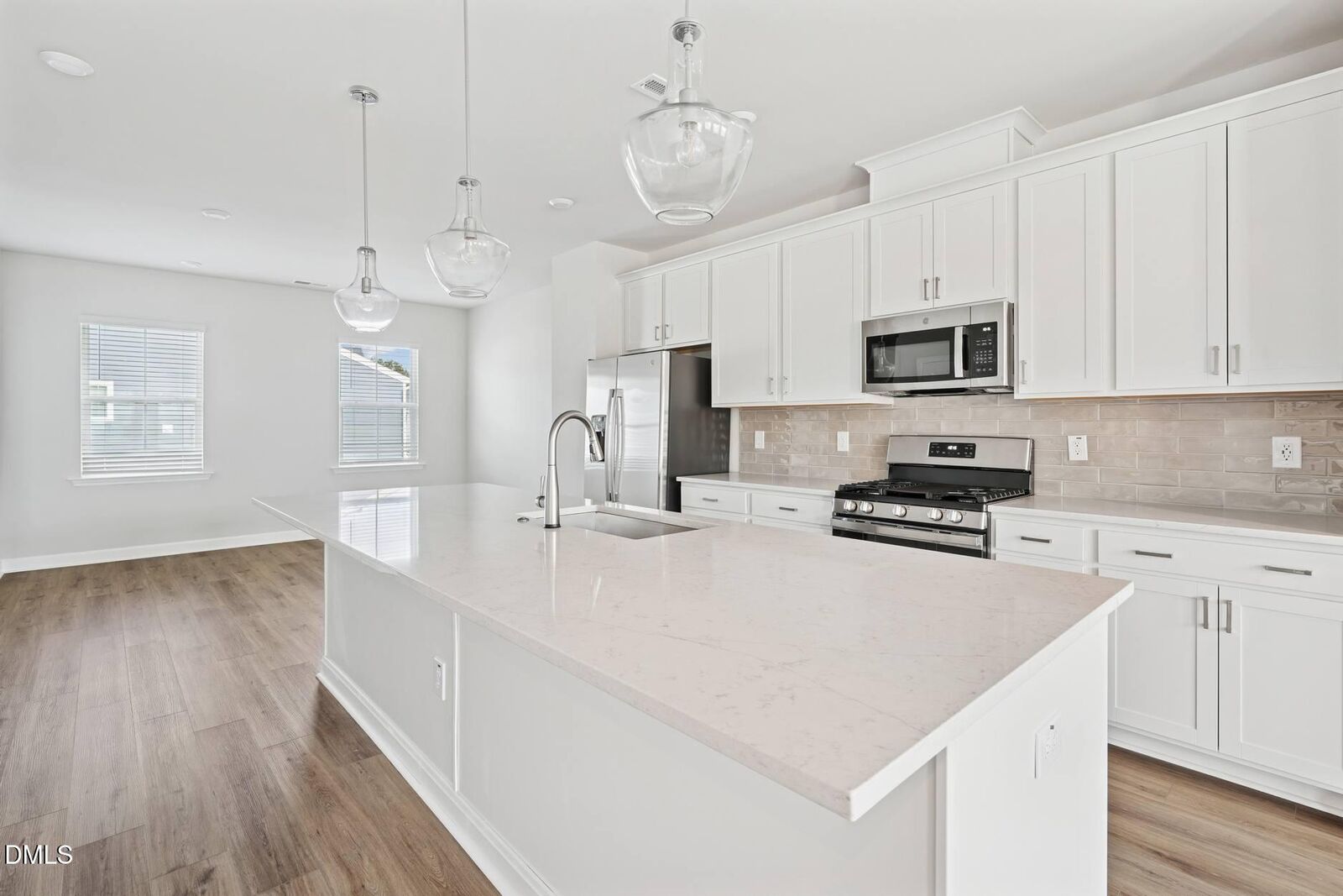 Property Photo:  807 Callan View Avenue  NC 27587 