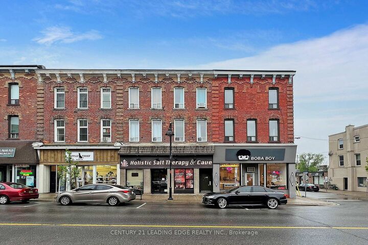 Photo de la propriété:  18 Brock Street W 1  ON L9P 1P1 