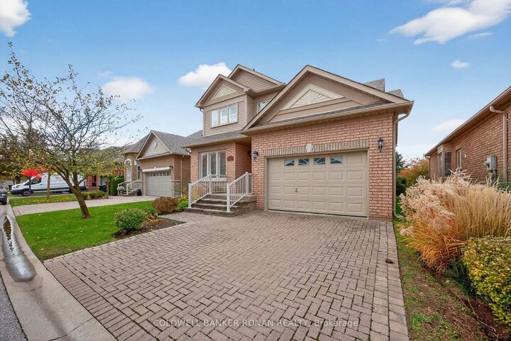 Property Photo:  14 Via Amici N/A  ON L9R 2B4 