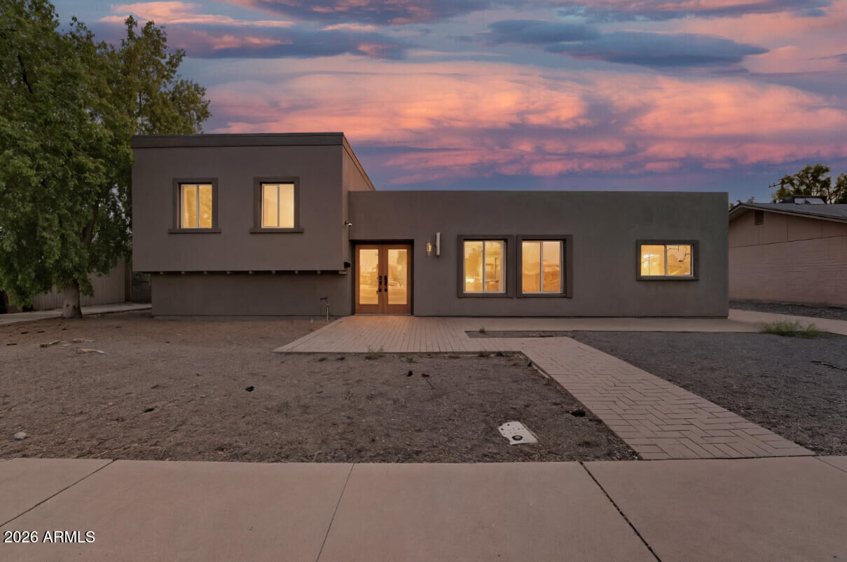 Property Photo: 8437 E Thomas Road AZ 85251