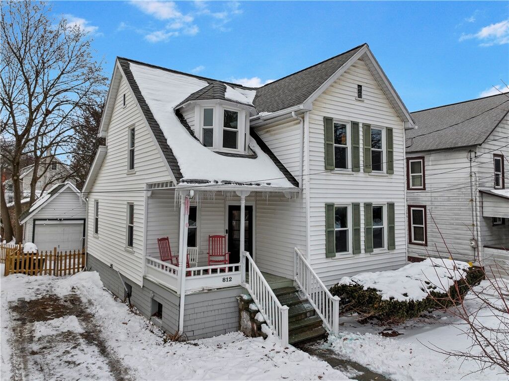 Property Photo:  812 N Tioga Street  NY 14850 