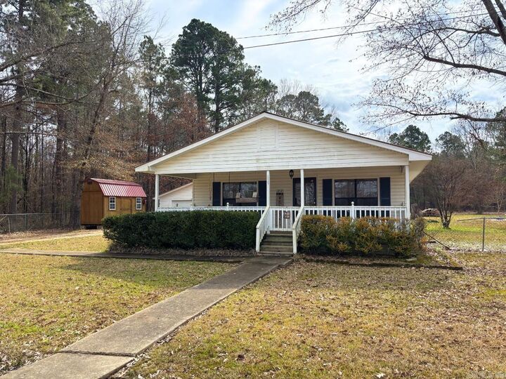 Property Photo:  119 Ouachita 206  AR 71701 