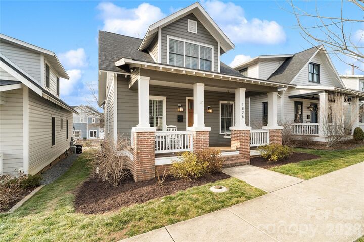 Property Photo: 1826 Wickford Place NC 28203