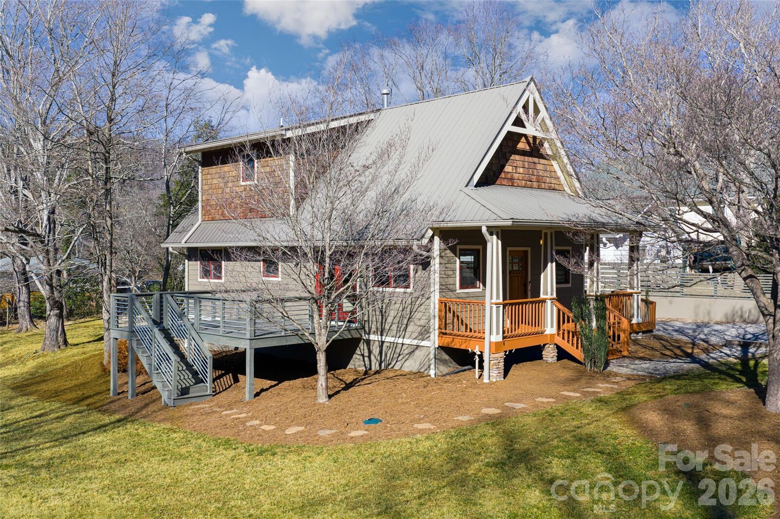 Property Photo: 829 N Oconeechee Avenue NC 28711