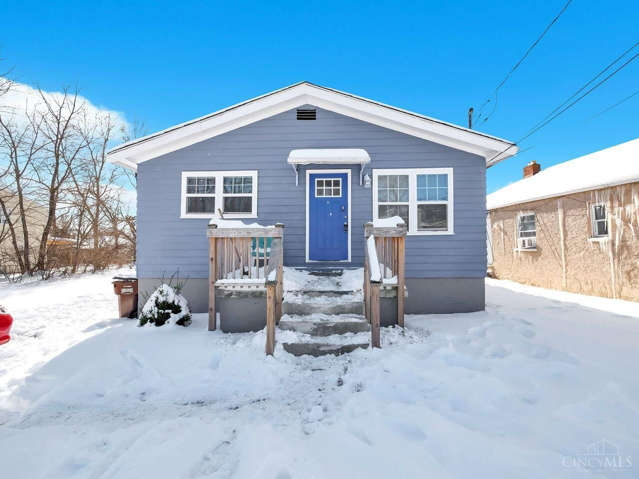 Property Photo: 857 Steffen Avenue OH 45215