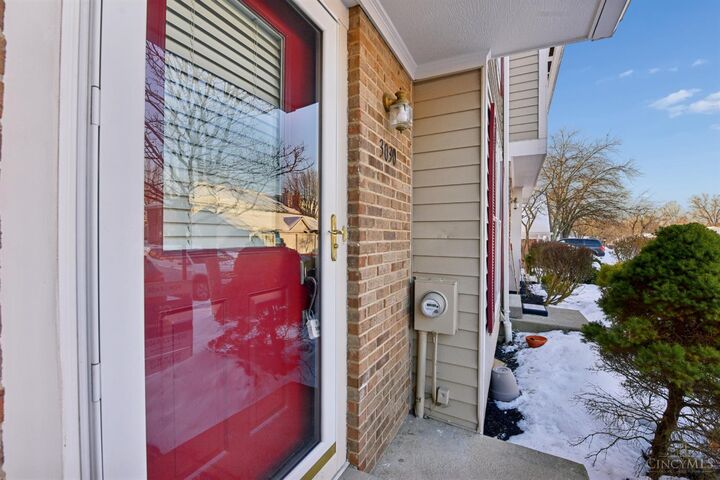 Property Photo:  3030 Stratford Court  OH 45140 