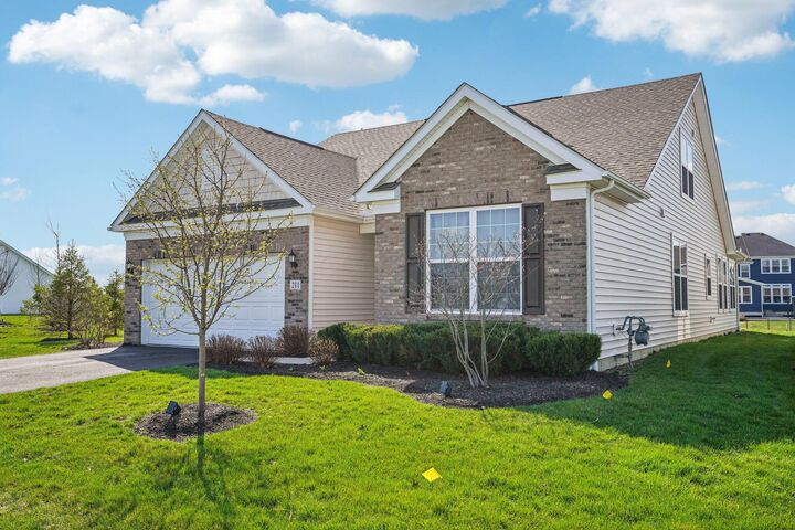 Property Photo:  211 Solstice Road  OH 43015 