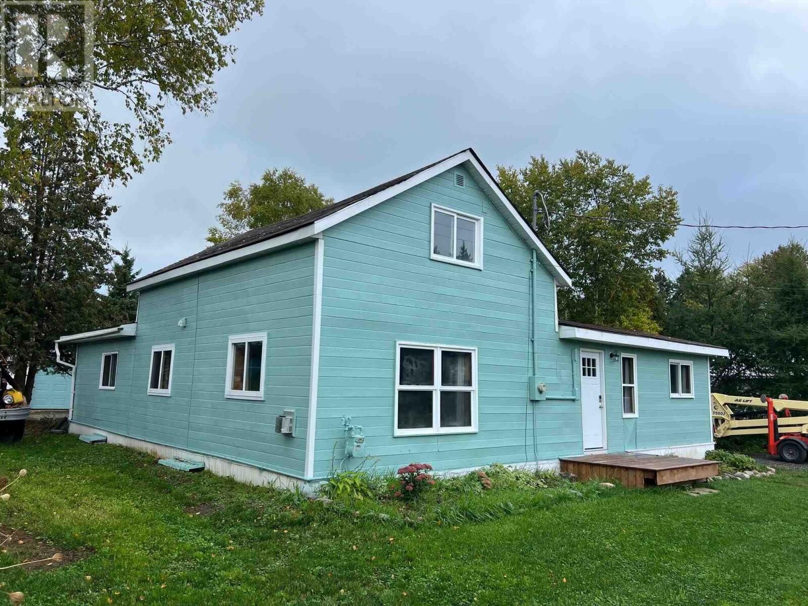 Photo de la propriété:  13 Quincy St  ON P0R 1C0 