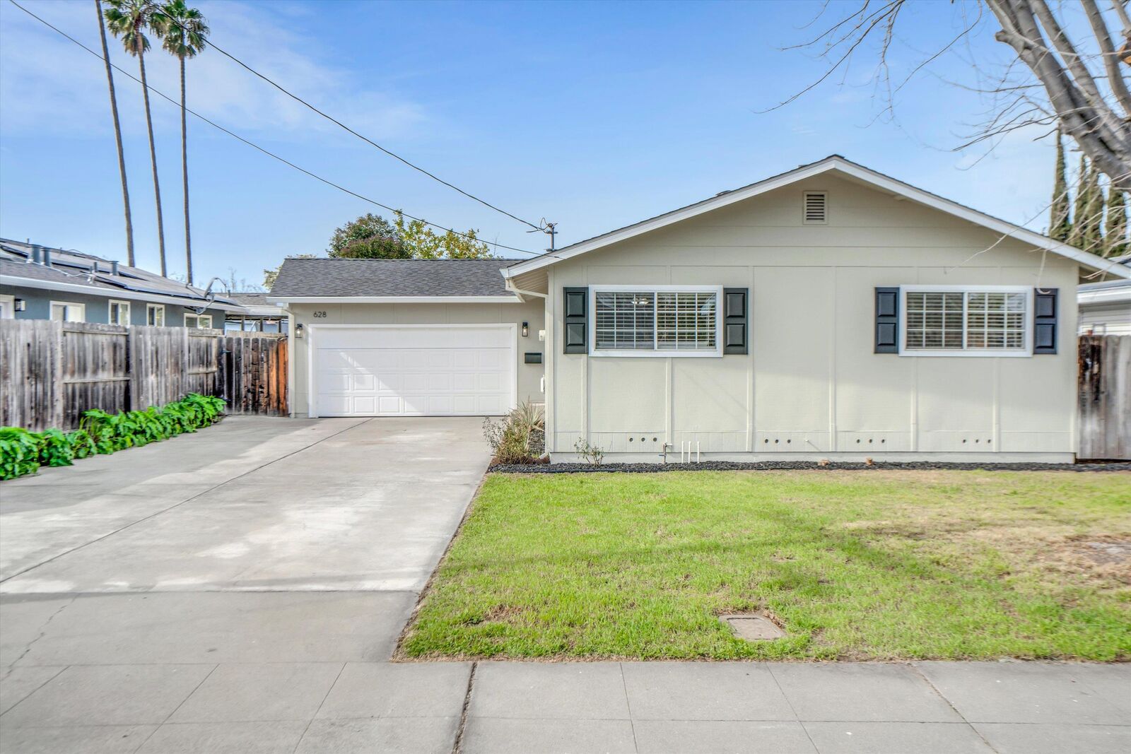 Property Photo:  628 Nightingale St  CA 94551 