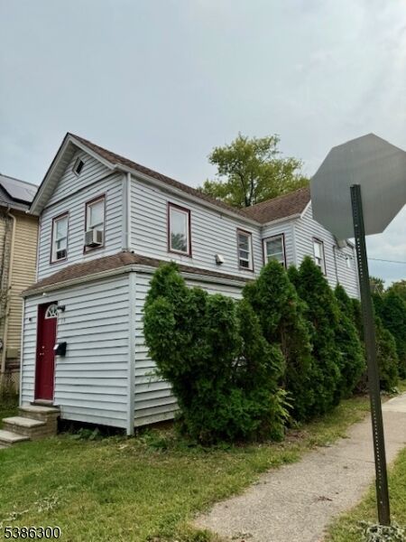 Property Photo:  19 William St  NJ 07042 