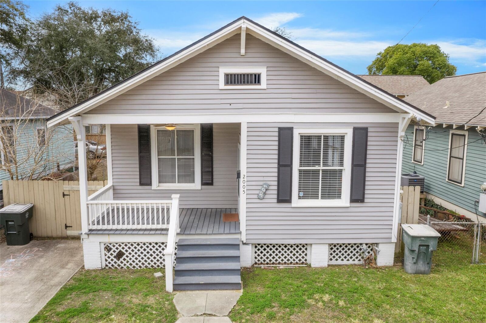 Property Photo: 2005 37th Street TX 77550