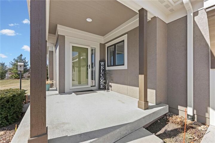 Property Photo: 11576 S Waterford Drive KS 66061