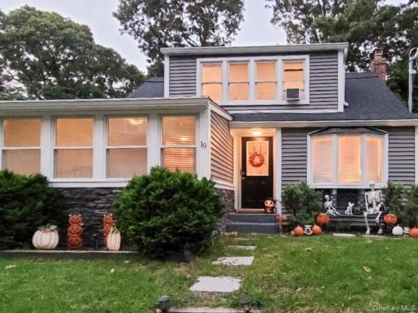 Property Photo:  19 Belmont Road  NY 11789 