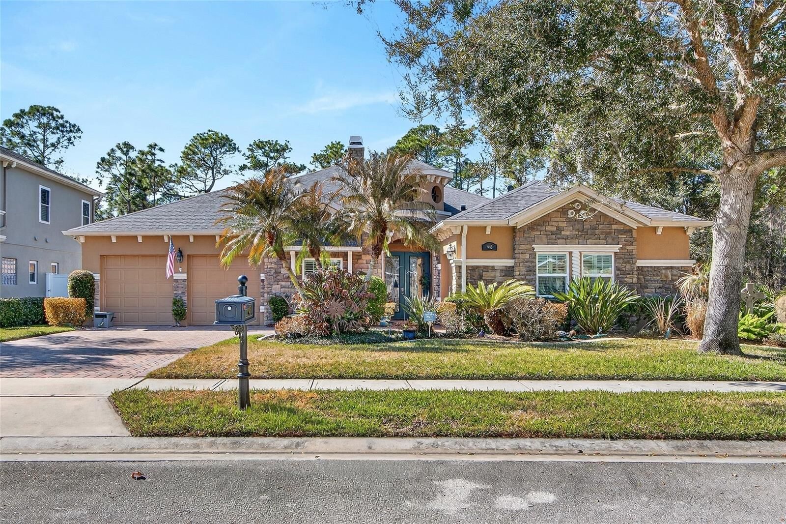 Property Photo:  945 Sago Palm Cove  FL 32766 