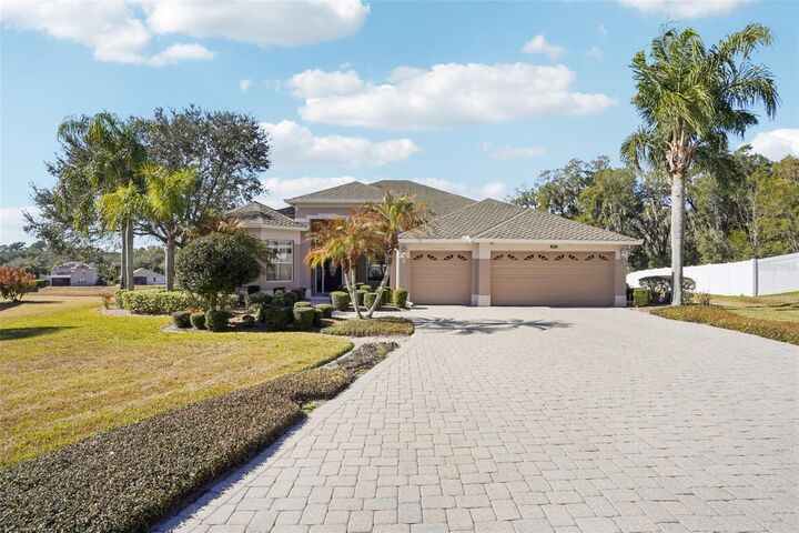 Property Photo:  6114 Tremayne Drive  FL 32757 
