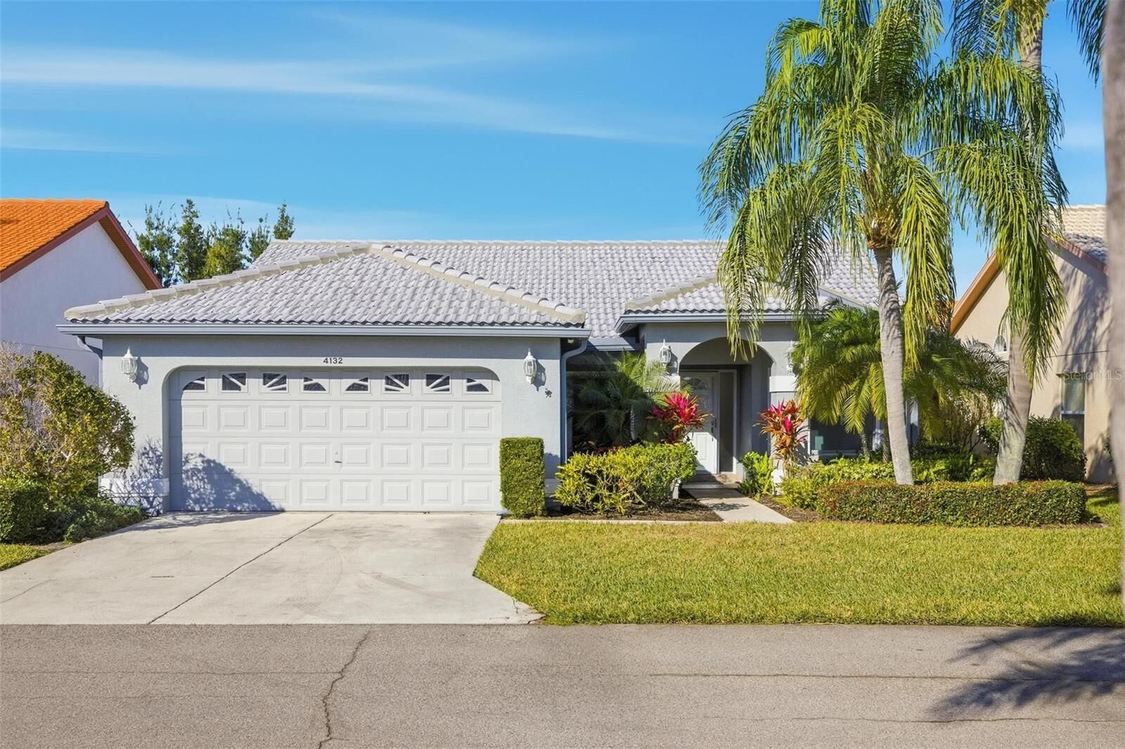 Property Photo:  4132 Salernes Avenue 3095  FL 34233 