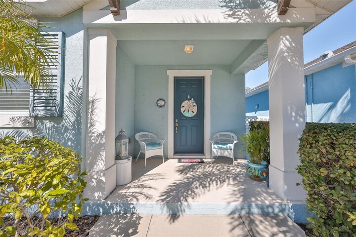 Property Photo:  5227 Admiral Pointe Drive  FL 33572 