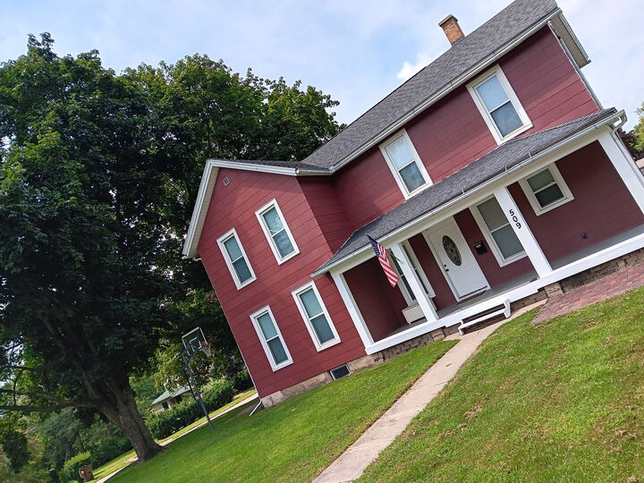 Property Photo:  509 S. Madison Street  IL 61270 