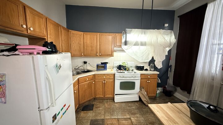 Property Photo:  521 E 46th Place  IL 60653 