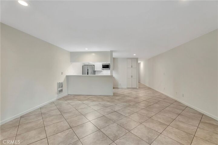 Property Photo: 280 Molino 108 CA 90803