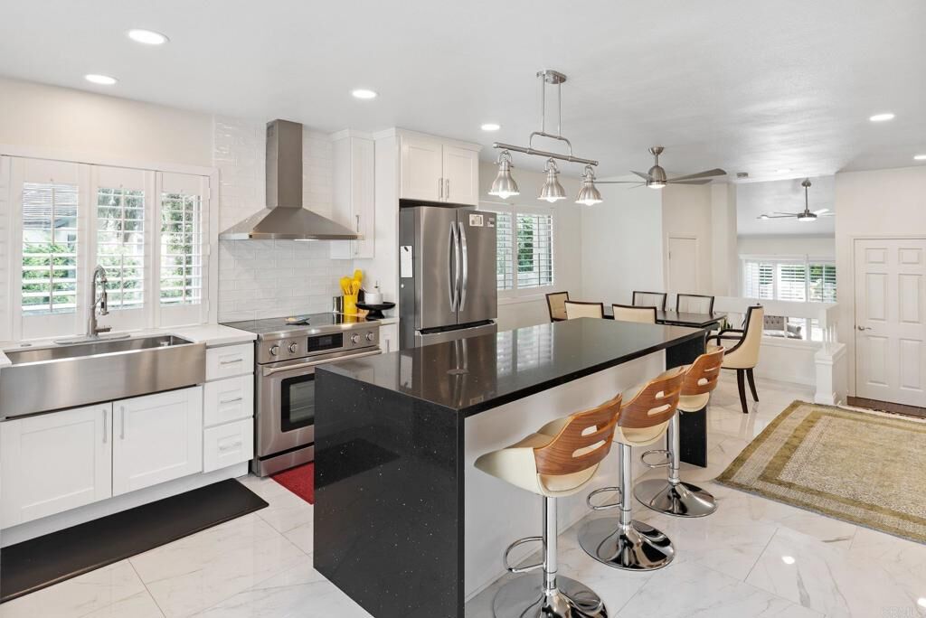 Property Photo:  820 Cardamom  Ct  CA 91910 