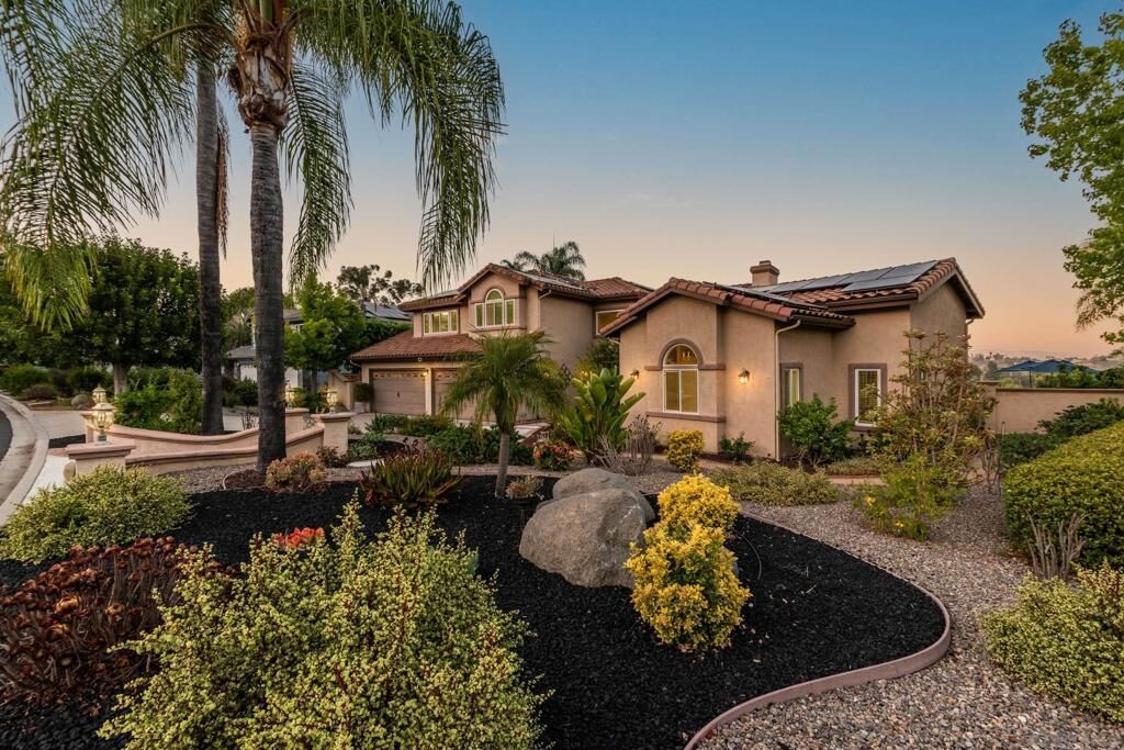 Property Photo:  2340 Lomica Pl  CA 92029 