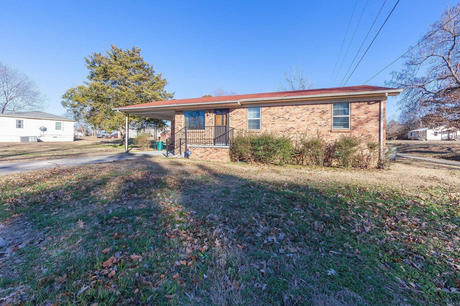 Property Photo: 12 Dupree Cir TN 38050