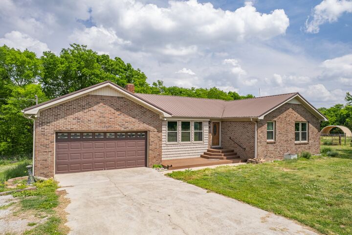 Property Photo:  239 Henry Bayless Rd  TN 38449 