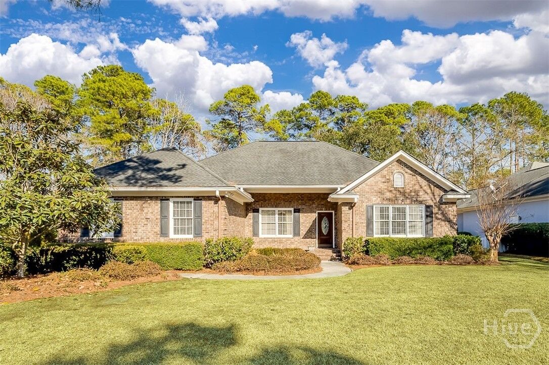 Property Photo:  318 Wedgefield Crossing  GA 31405 