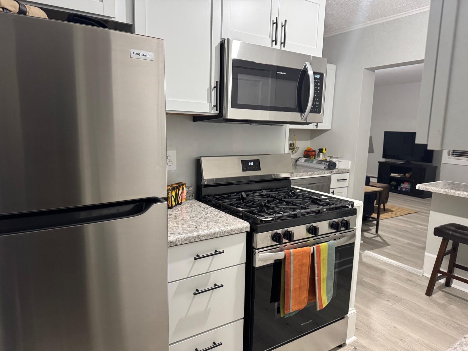 Property Photo:  1131 Lincoln Avenue  MN 55105 