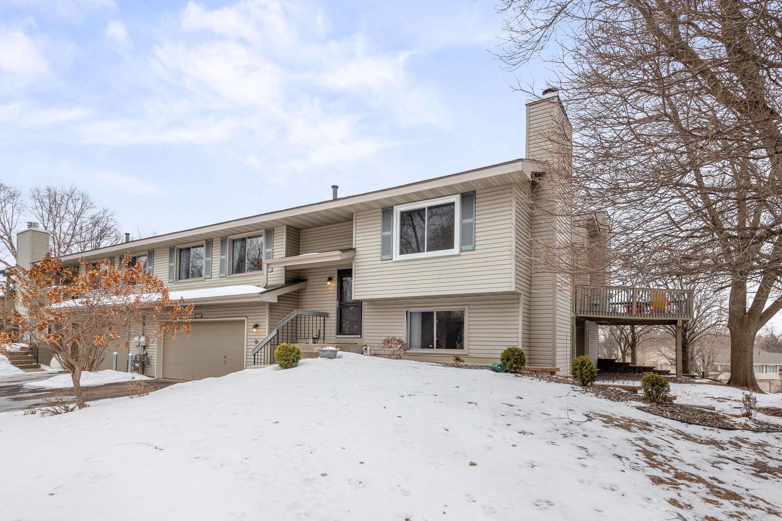 Property Photo:  4227 Goldenrod Lane N  MN 55441 