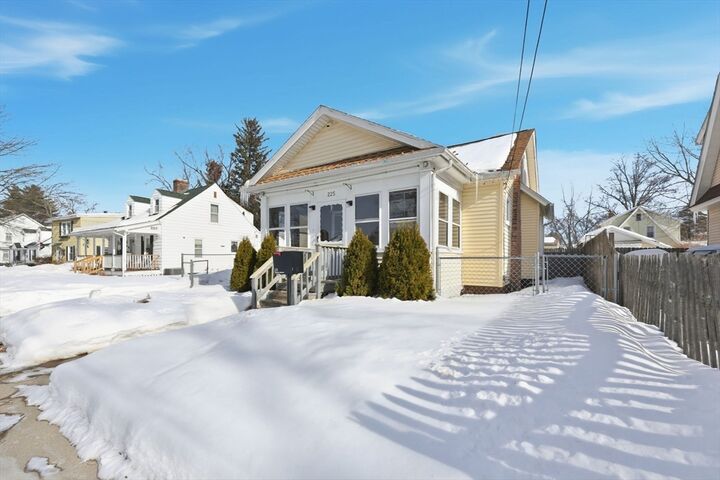 Property Photo:  225 Osborne Ter  MA 01104 