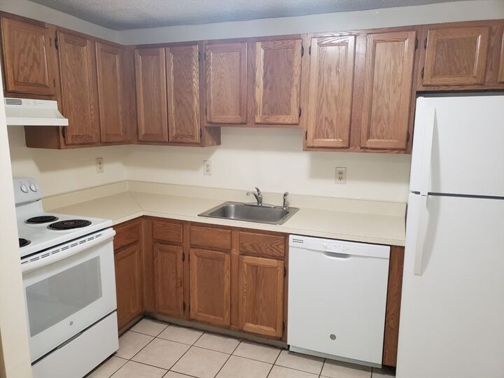 Property Photo:  135 Union Street 38  MA 01453 