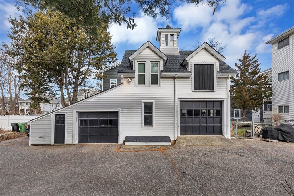 Property Photo:  76 Hovey St 3  MA 02472 