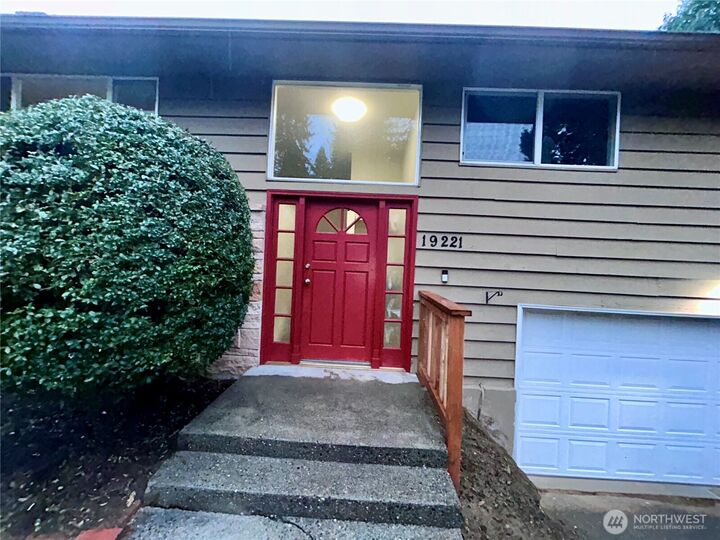 Property Photo:  19221  100th Avenue NE  WA 98011 