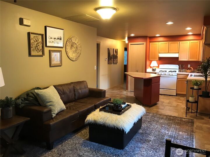 Property Photo:  6205  73rd Avenue NE  WA 98270 