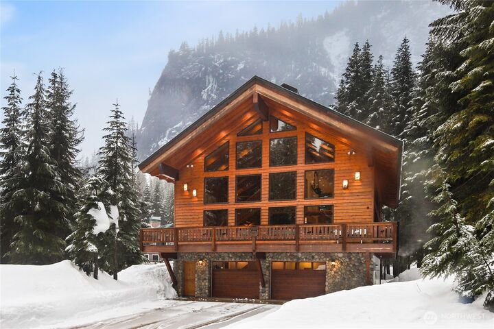 Property Photo: 27 Alpental Strasse WA 98068