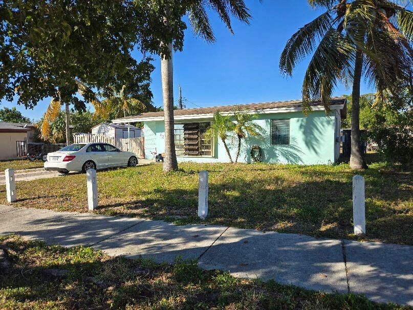 Property Photo:  281 NE 45th Street  FL 33064 