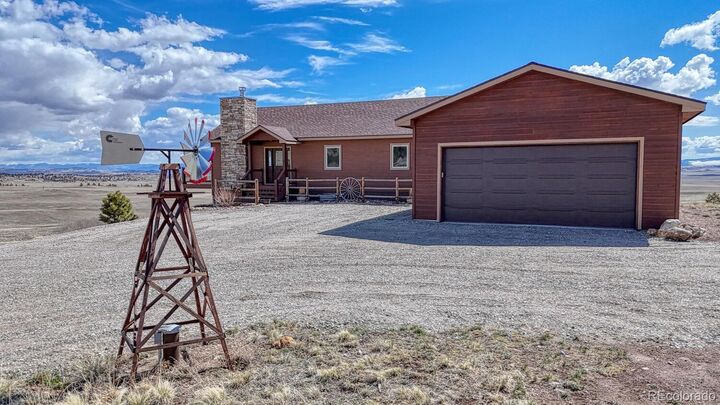 Property Photo: 7103 Ranch Road CO 80449
