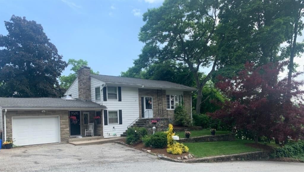 Property Photo: 17 Rhode Island Avenue RI 02919