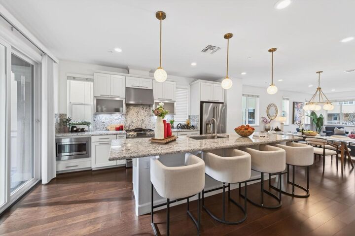 Property Photo: 5965 Woodspring Loop CA 95123