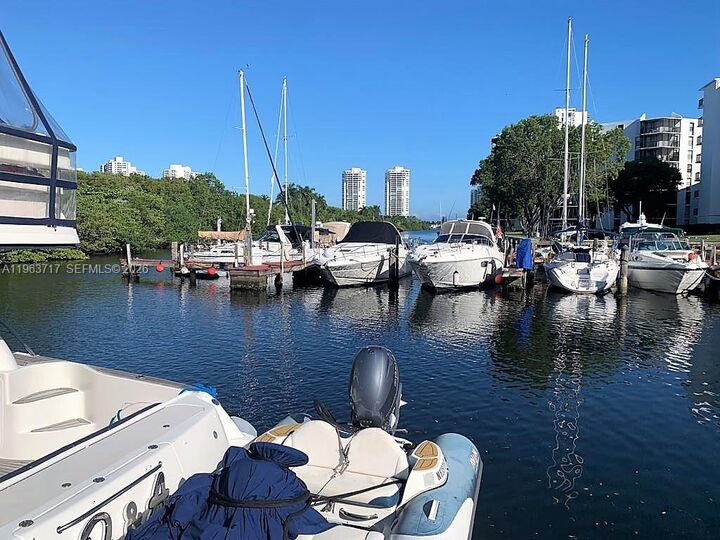Property Photo:  3375 N Country Club Dr, Slip 2  FL 33180 