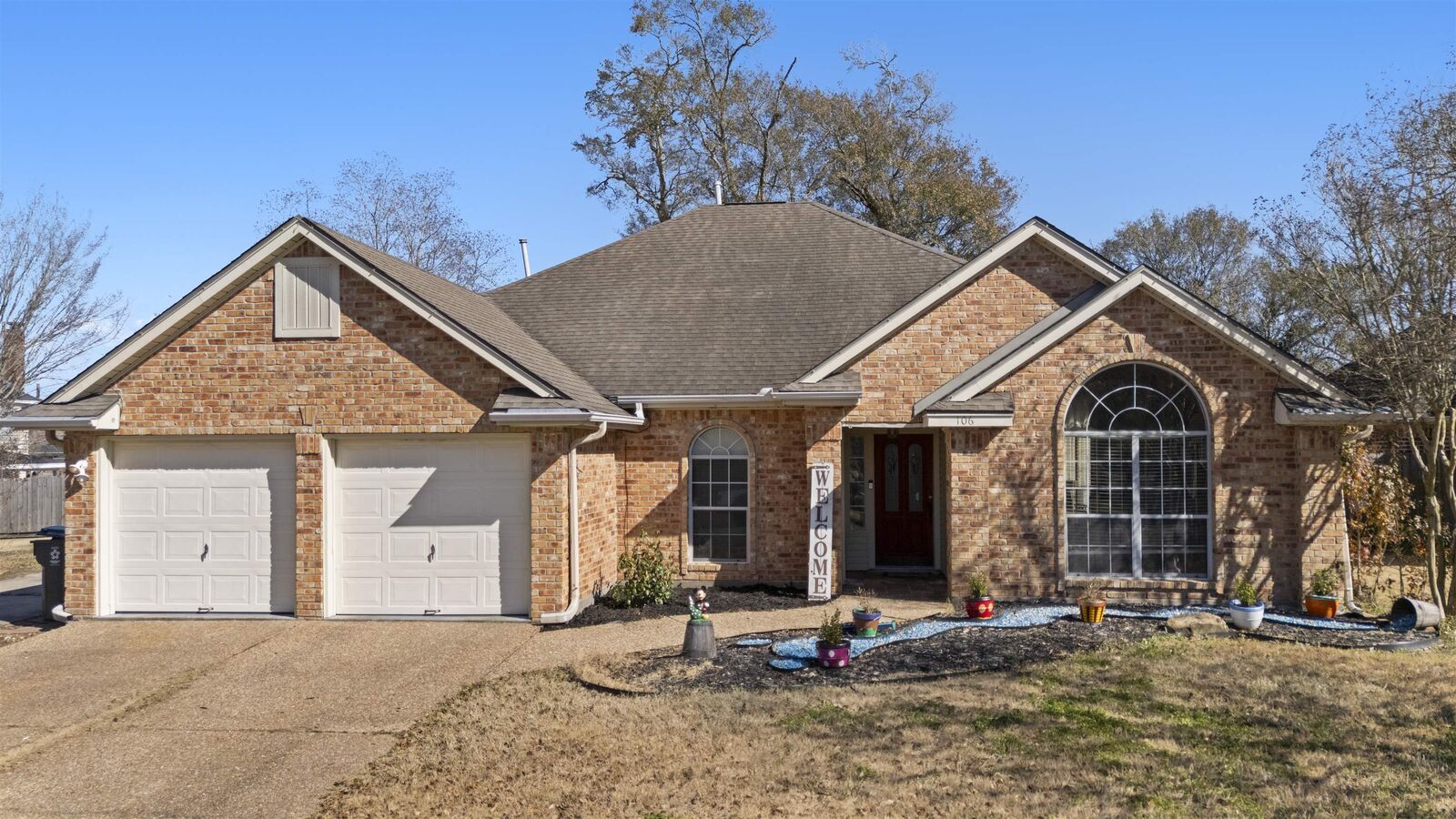 Property Photo:  106 Mockingbird Lane  TX 77611 