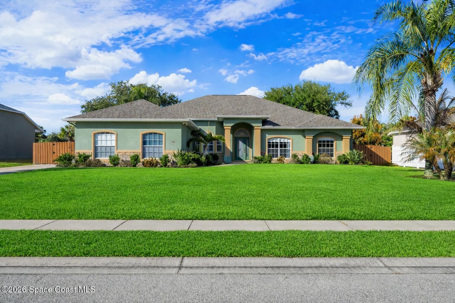 Property Photo:  360 Treasure Lagoon Lane  FL 32953 