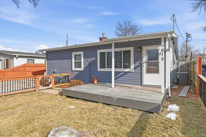 Property Photo:  615 N 38th  Street  IA 51501 