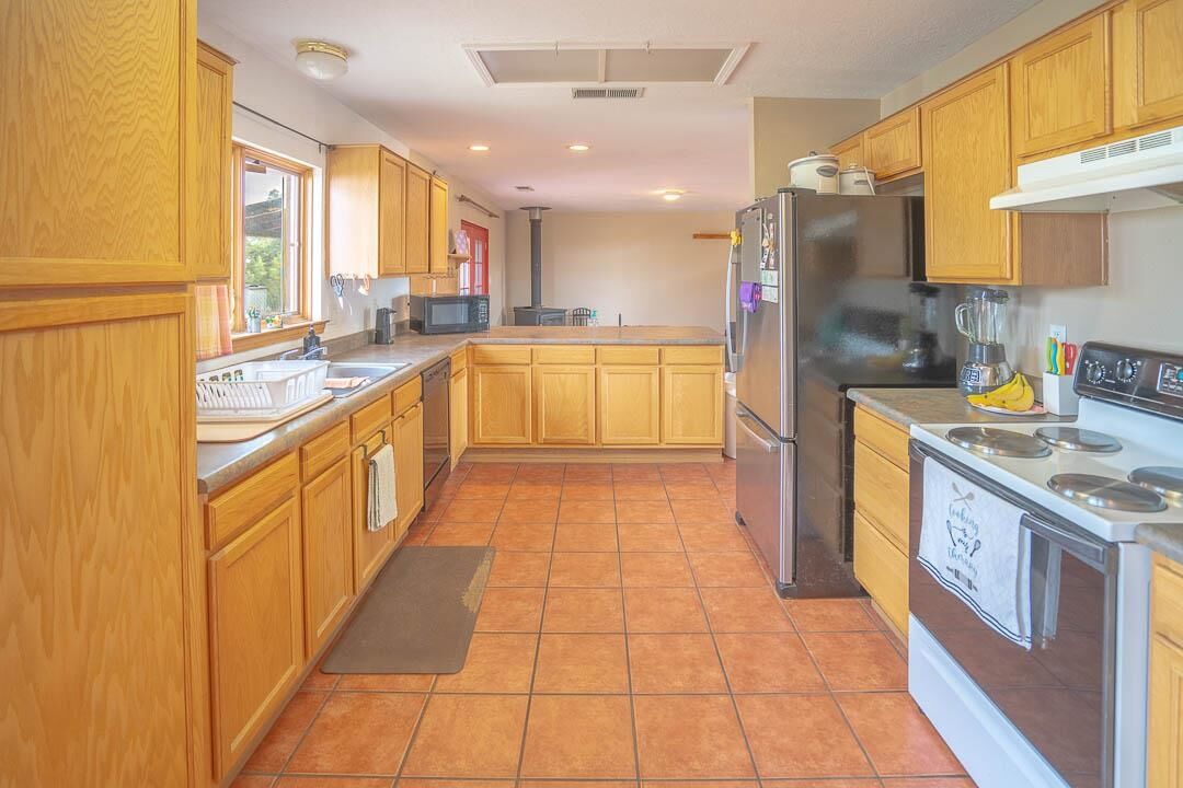 Property Photo: 20 Calle De Golondrina S NM 87577