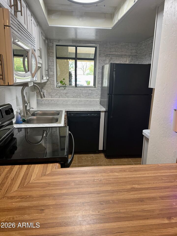 Property Photo: 1500 N Sunview Parkway 19 AZ 85234