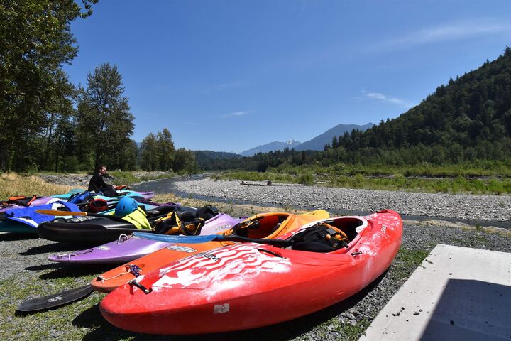 Photo de la propriété:  44702 Vandell Drive  BC V2R 0T4 