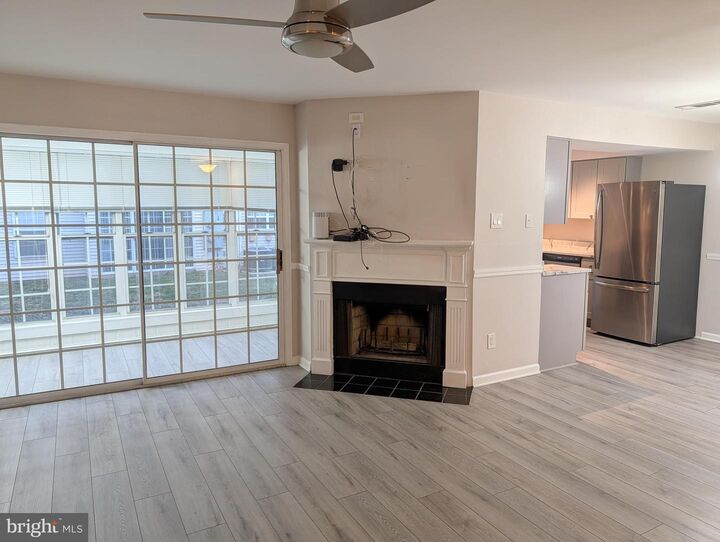 Property Photo:  12110 Green Ledge Court 202  VA 22033 