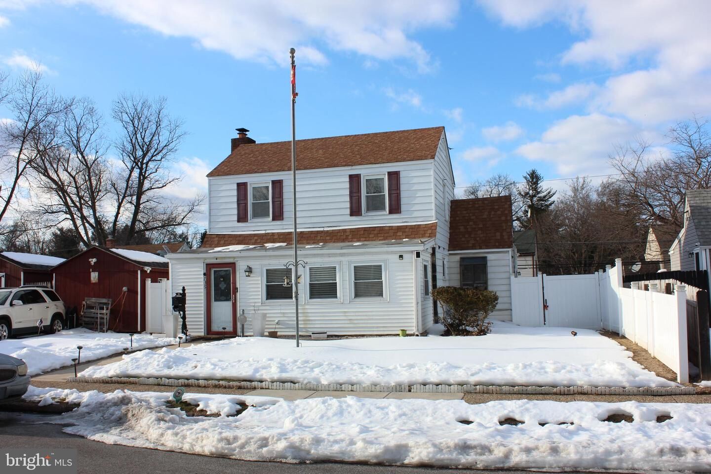 Property Photo:  739 Westwood Lane  PA 19018 